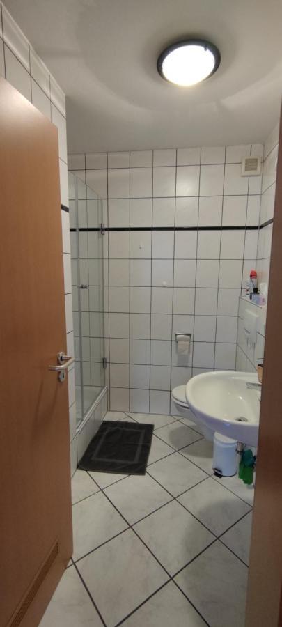 Moderne Ferienwohnung Lindlar, Dorf- Und Waldnah, Gratis W-Lan, Nr エクステリア 写真